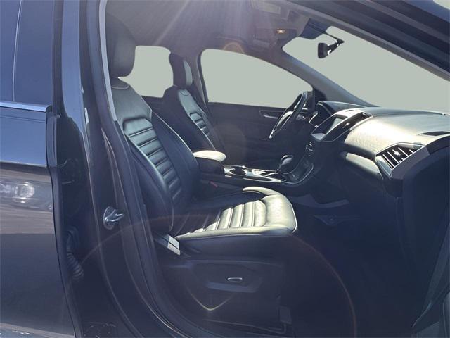 used 2015 Ford Edge car, priced at $11,995