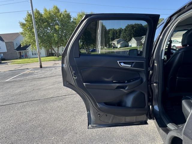 used 2015 Ford Edge car, priced at $11,995