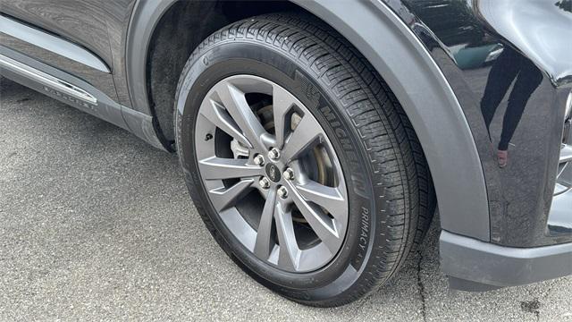 new 2025 Ford Explorer car, priced at $46,227