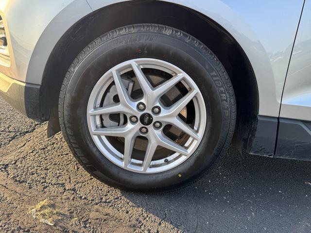 used 2023 Ford Edge car