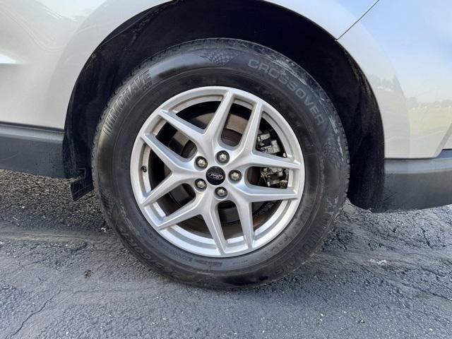 used 2023 Ford Edge car