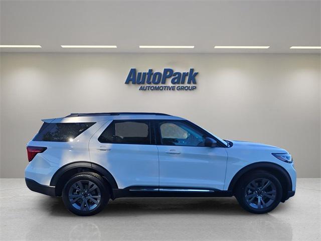 new 2025 Ford Explorer car, priced at $47,744