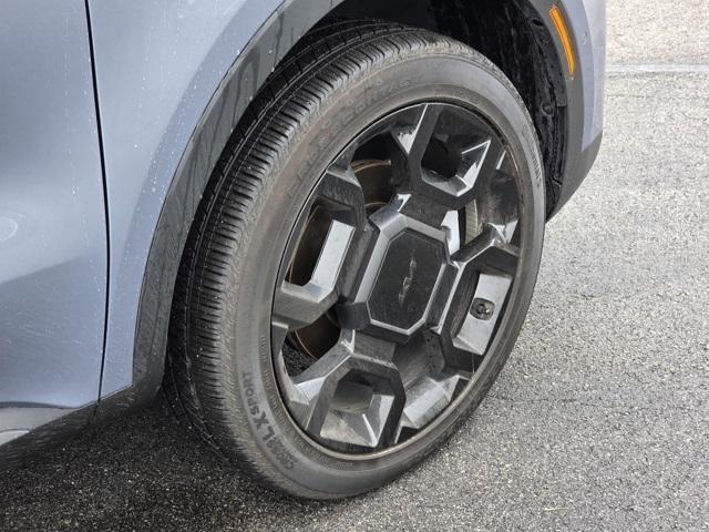 used 2025 Kia Sorento car, priced at $42,995