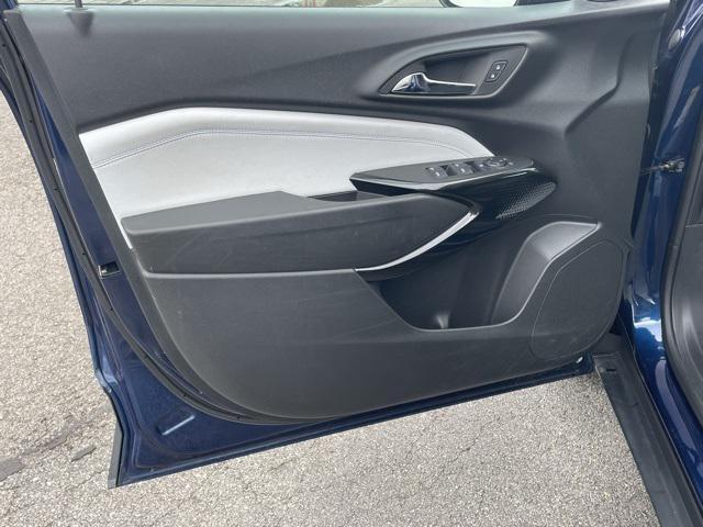 used 2024 Chevrolet Trax car, priced at $21,995