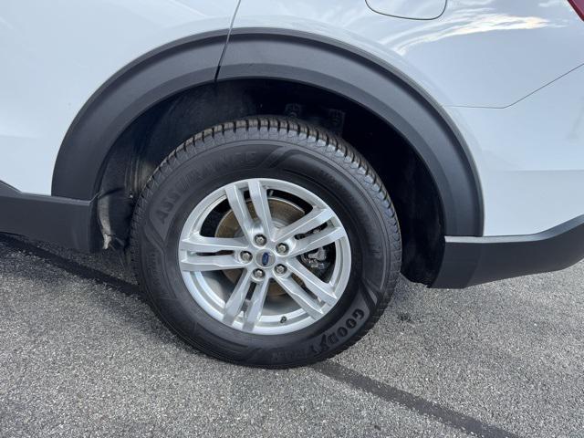 used 2023 Ford Explorer car
