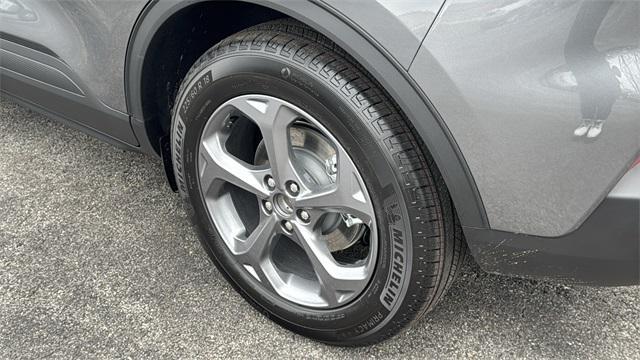 new 2025 Ford Escape car, priced at $33,383