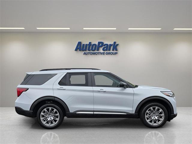 new 2025 Ford Explorer car
