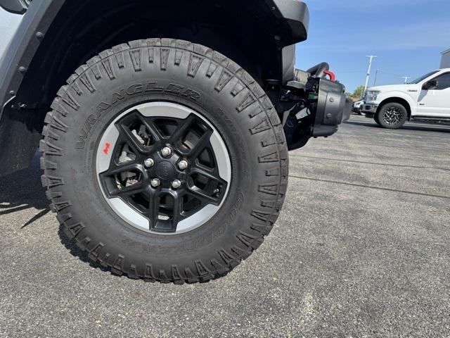 used 2018 Jeep Wrangler Unlimited car, priced at $34,995