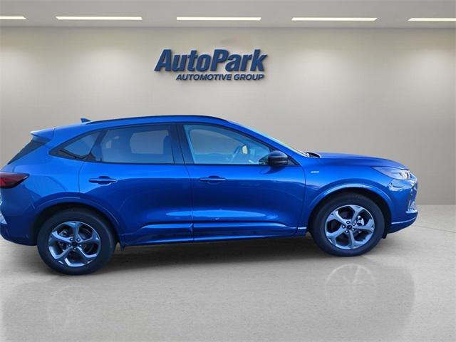 used 2023 Ford Escape car, priced at $26,995