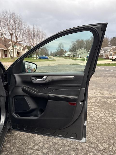 used 2021 Ford Escape car, priced at $21,995