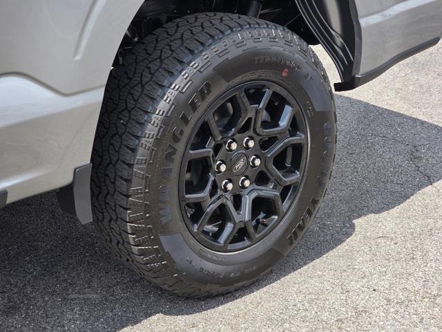 new 2025 Ford F-150 car, priced at $48,267