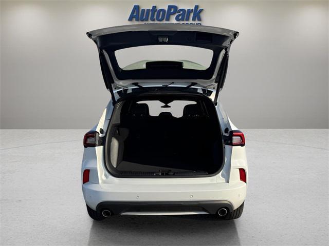 used 2023 Ford Escape car, priced at $25,995