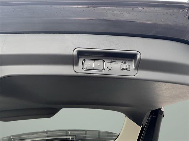 new 2025 Ford Explorer car, priced at $48,660