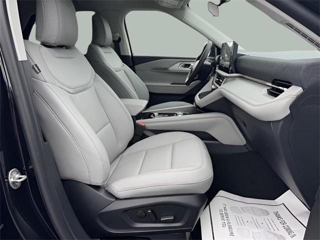 new 2025 Ford Explorer car, priced at $48,660