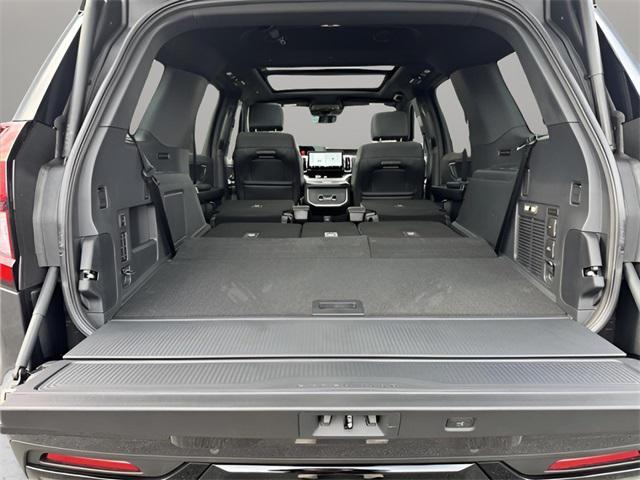 new 2025 Ford Expedition car, priced at $84,040