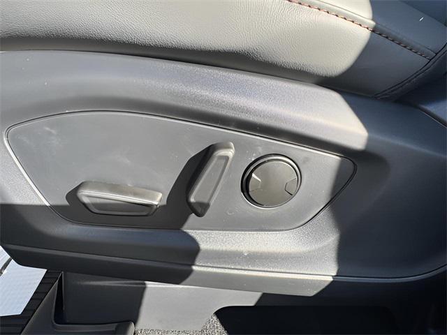 new 2025 Ford Explorer car, priced at $47,838