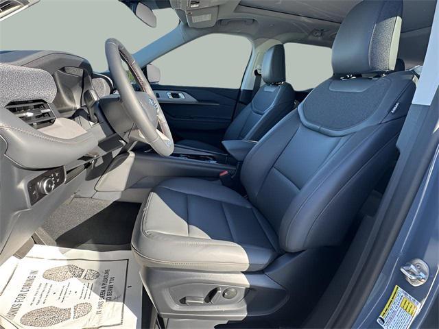 new 2025 Ford Explorer car, priced at $47,838