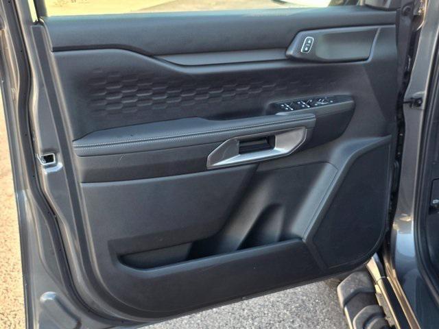 new 2025 Ford Ranger car, priced at $43,822