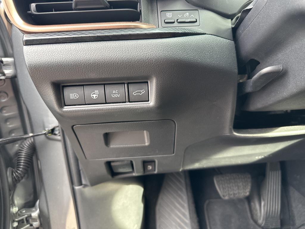 used 2025 Toyota Grand Highlander Hybrid car, priced at $64,000