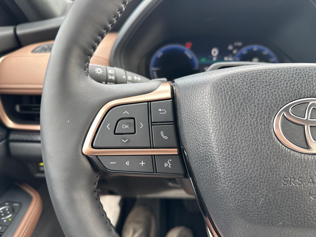 used 2025 Toyota Grand Highlander Hybrid car, priced at $64,000