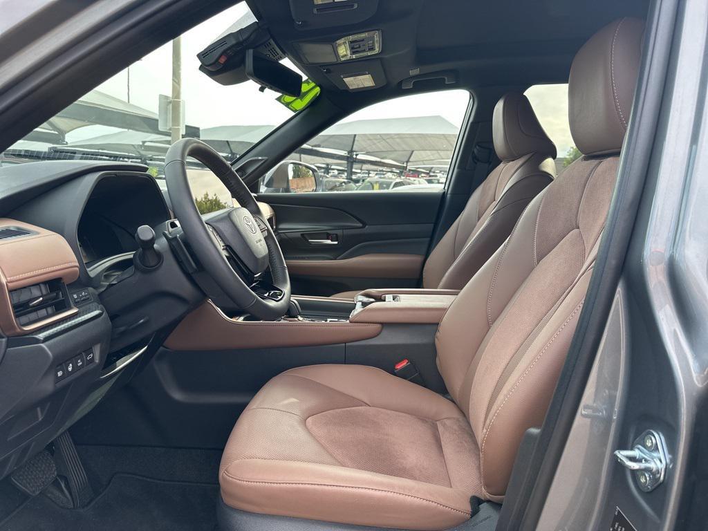 used 2025 Toyota Grand Highlander Hybrid car, priced at $64,000