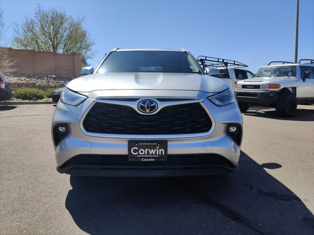 used 2024 Toyota Highlander car, priced at $40,500