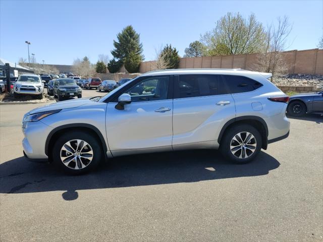 used 2024 Toyota Highlander car, priced at $40,500