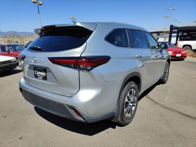 used 2024 Toyota Highlander car, priced at $40,500