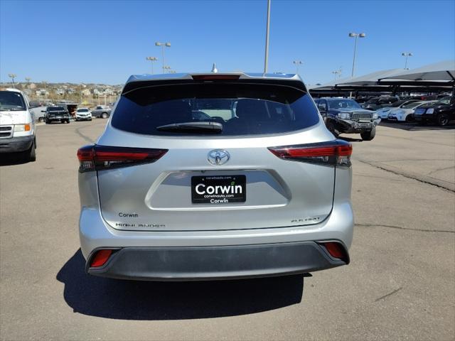 used 2024 Toyota Highlander car, priced at $40,500