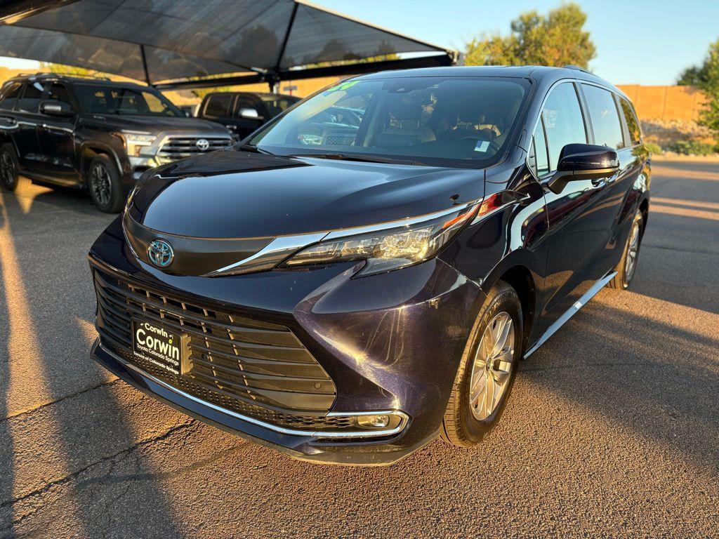 used 2024 Toyota Sienna car, priced at $39,000