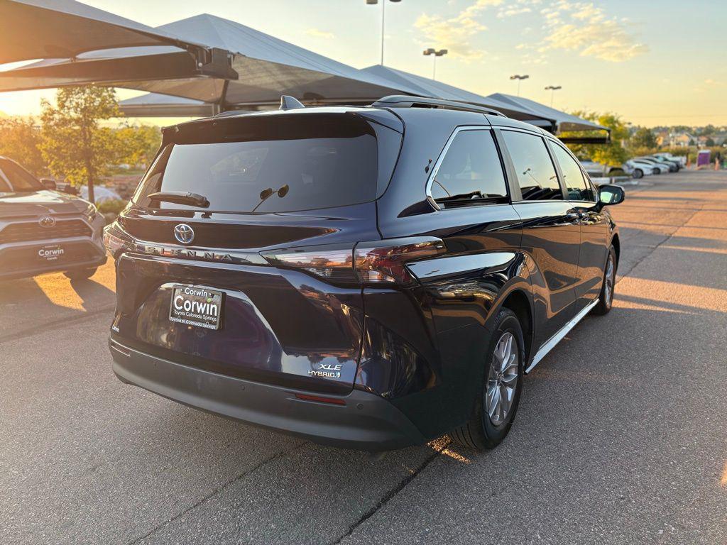 used 2024 Toyota Sienna car, priced at $39,000