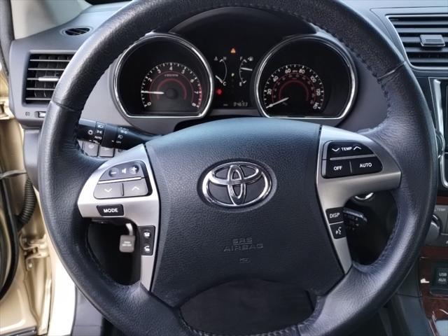 used 2013 Toyota Highlander car, priced at $17,000