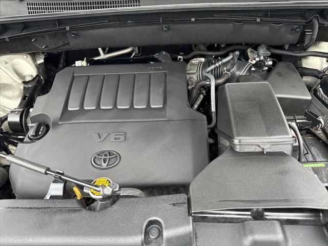 used 2015 Toyota Highlander car, priced at $21,000