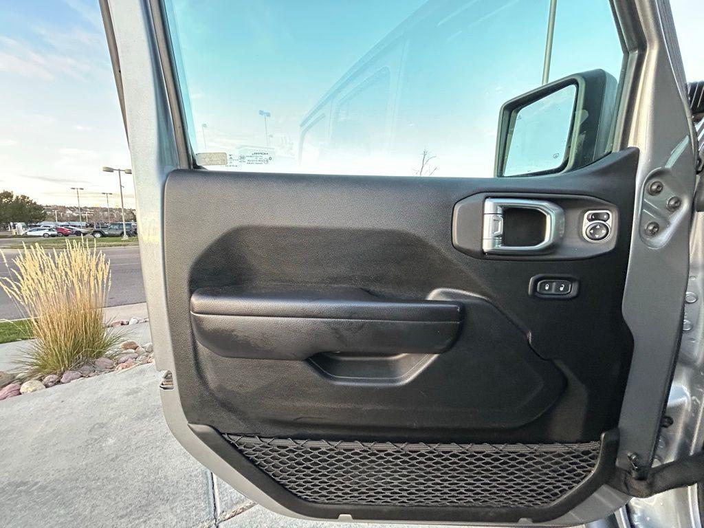 used 2021 Jeep Wrangler Unlimited car, priced at $35,000