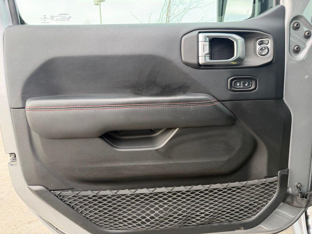 used 2019 Jeep Wrangler Unlimited car, priced at $34,000