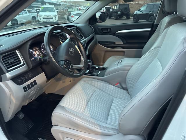 used 2019 Toyota Highlander car, priced at $21,700