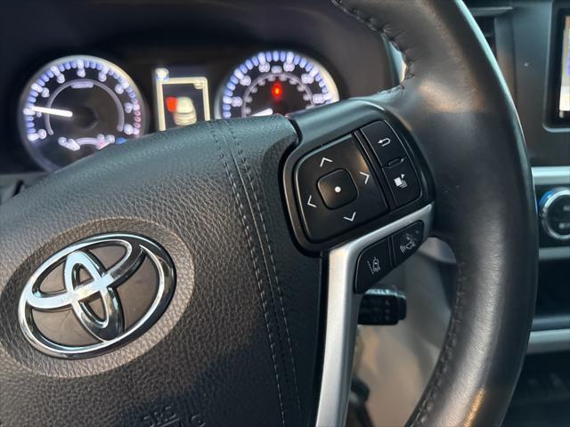 used 2019 Toyota Highlander car, priced at $21,700