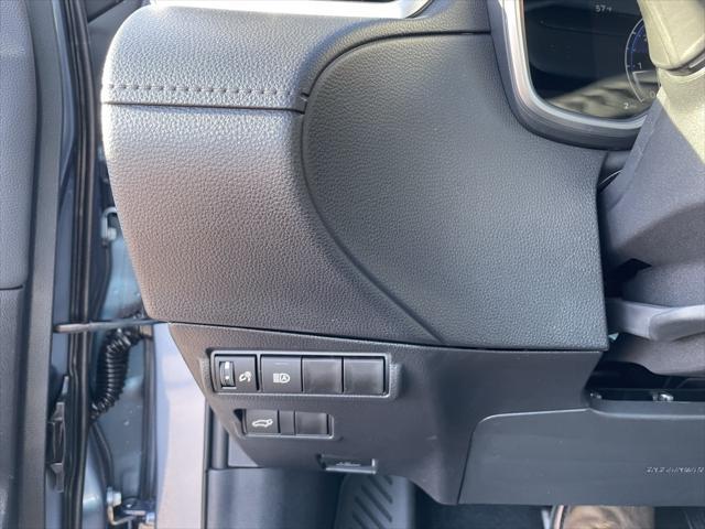 new 2025 Toyota Corolla Cross car, priced at $32,648