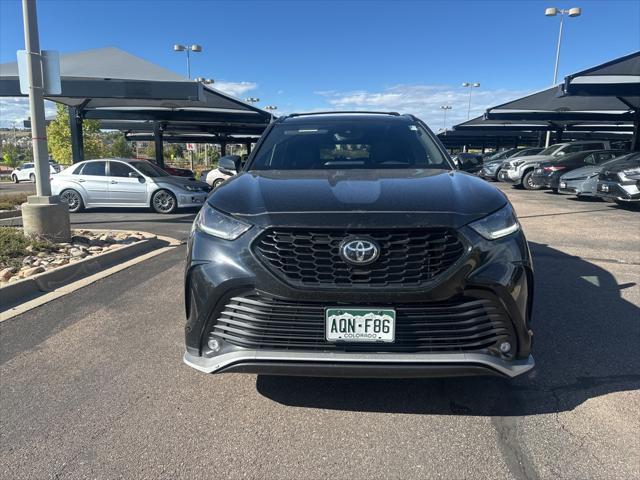 used 2022 Toyota Highlander car, priced at $40,500