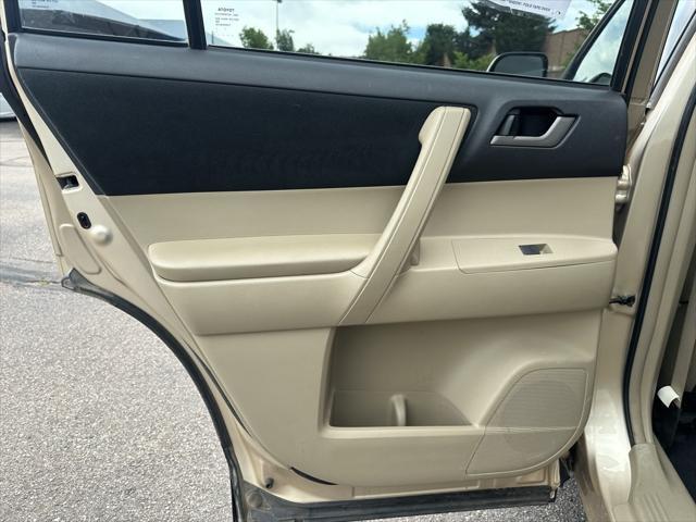 used 2011 Toyota Highlander car, priced at $9,000