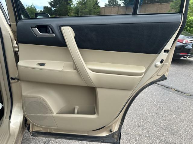 used 2011 Toyota Highlander car, priced at $9,000