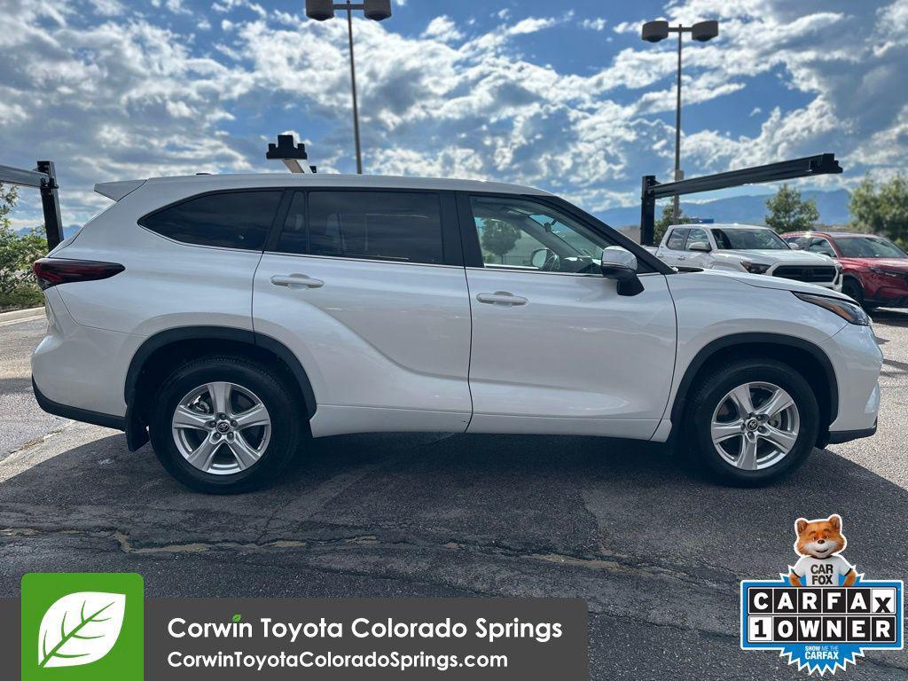 used 2024 Toyota Highlander car, priced at $34,000