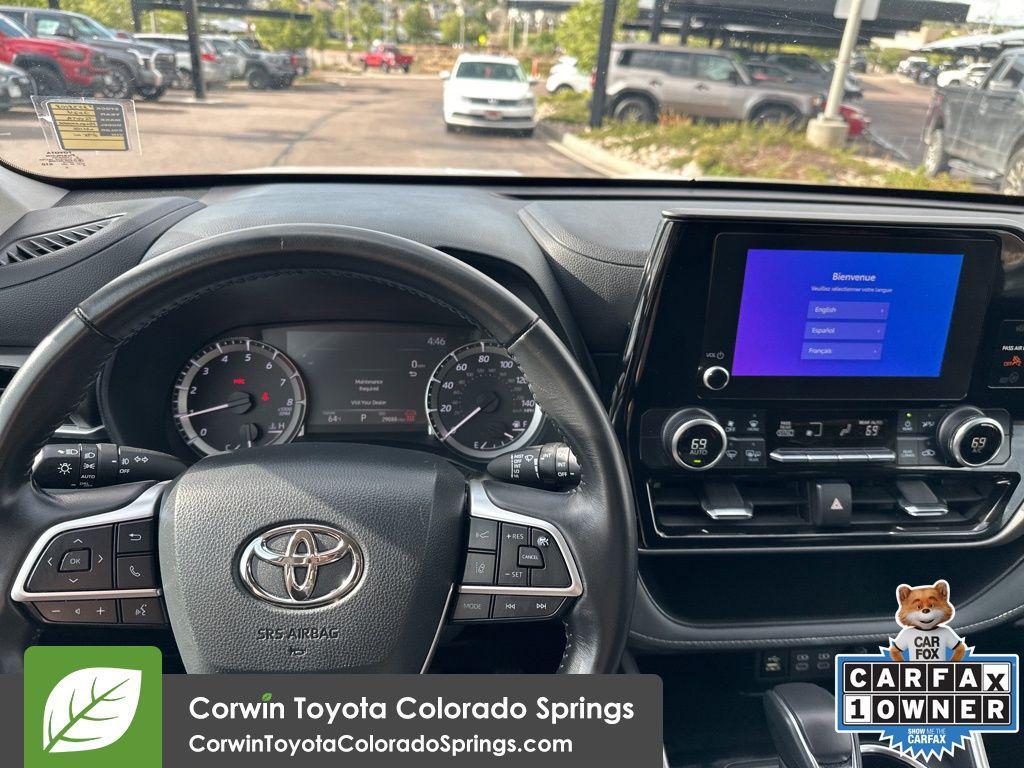 used 2024 Toyota Highlander car, priced at $34,000