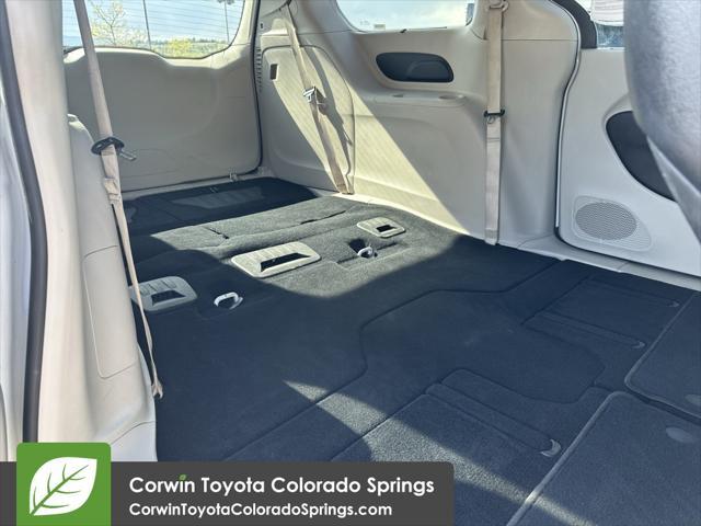 used 2018 Chrysler Pacifica car, priced at $13,500