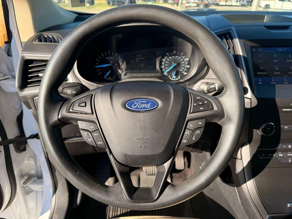 used 2020 Ford Edge car, priced at $14,000