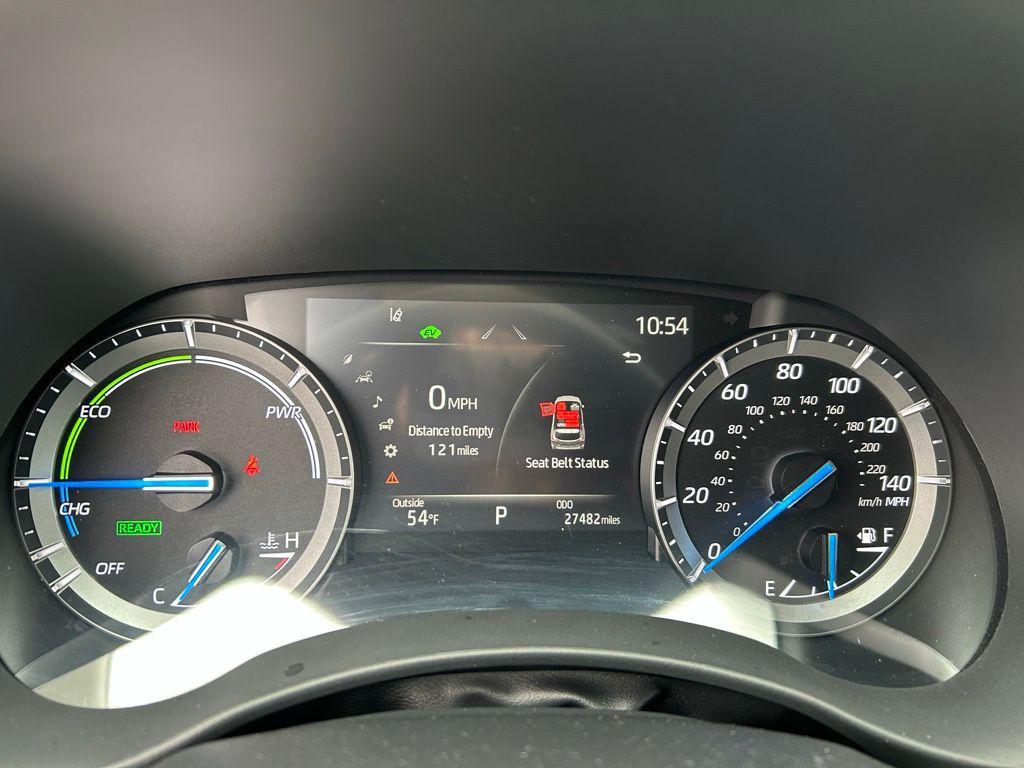 used 2021 Toyota Highlander Hybrid car, priced at $38,500