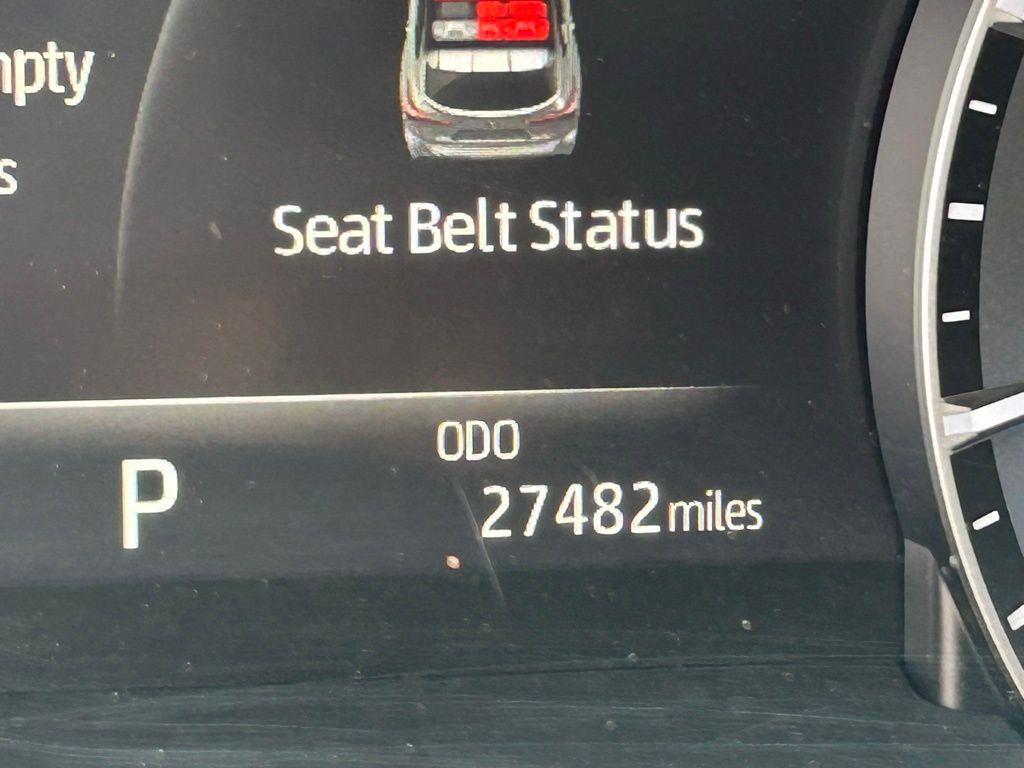 used 2021 Toyota Highlander Hybrid car, priced at $38,500