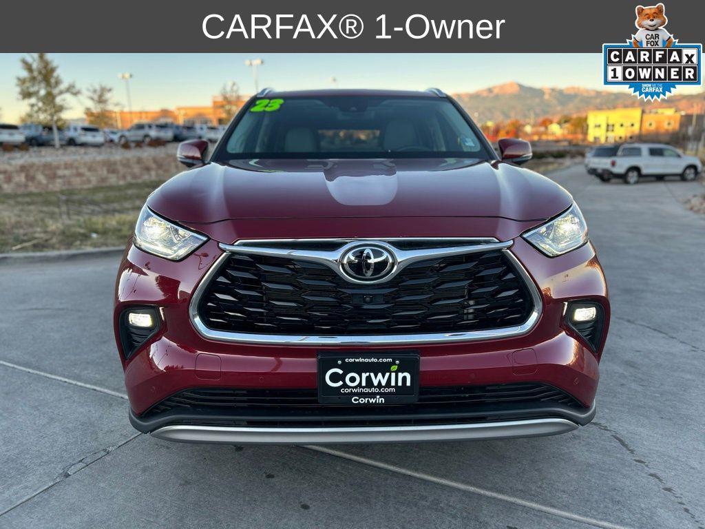 used 2023 Toyota Highlander car, priced at $43,500