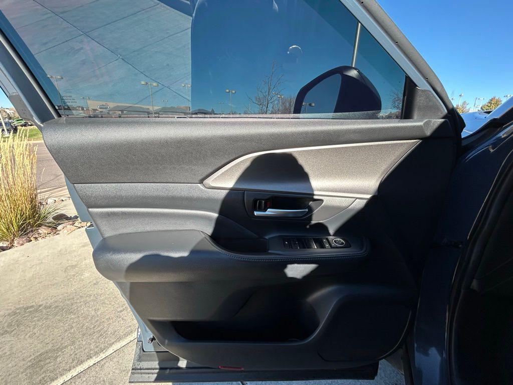 used 2024 Toyota Grand Highlander Hybrid car, priced at $47,000