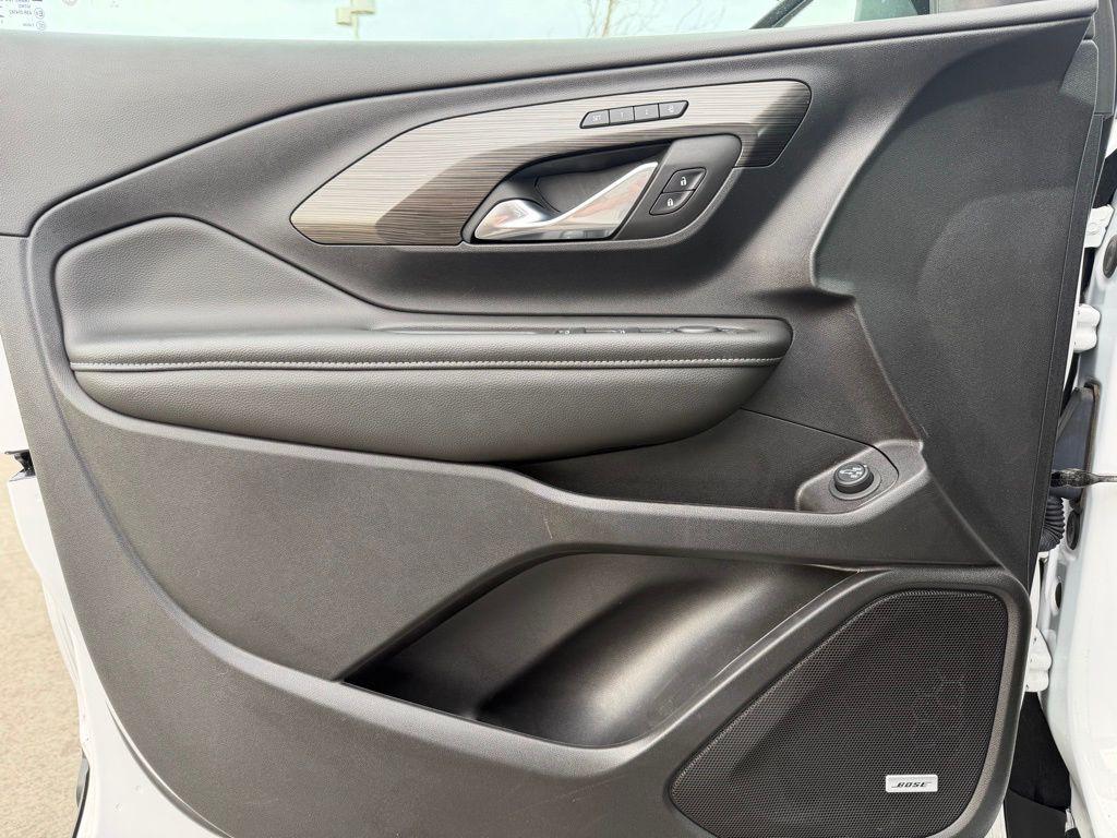 used 2024 GMC Terrain car, priced at $28,000